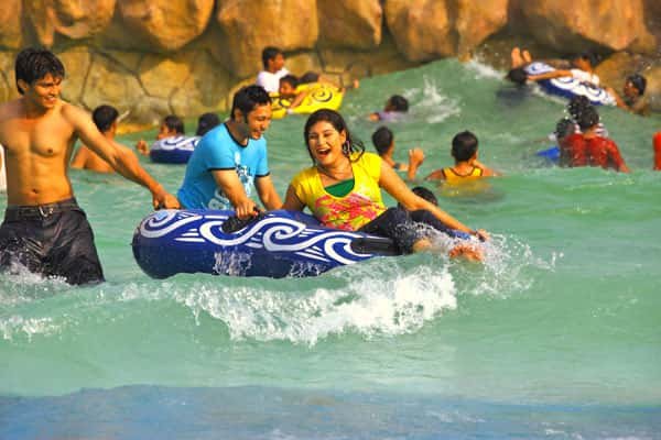 Wave pool of the best amusement park in Bangladesh