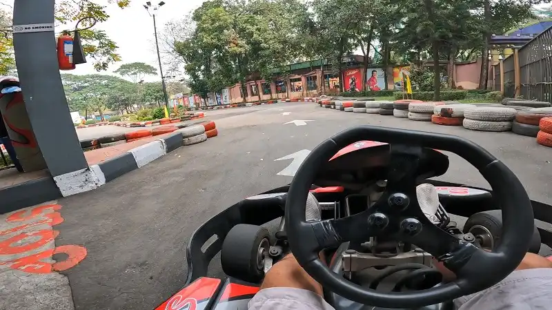 Go kart tips - Adjust Your Seat and Steering Wheel